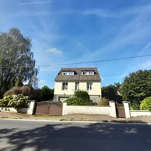 Maison Anglaise Séjour chez l'habitant Graces